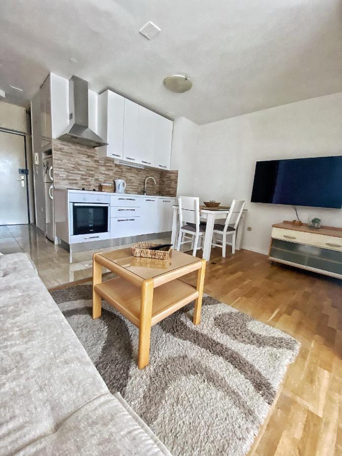 Apartment Ginna Spalato Esterno foto